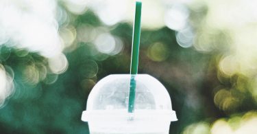 What does Starbucks have to do with Anthropology? Well, people watching is one of the best things to do EVER! www.channongray.com // heythereChannon #Starbucks #Anthropology